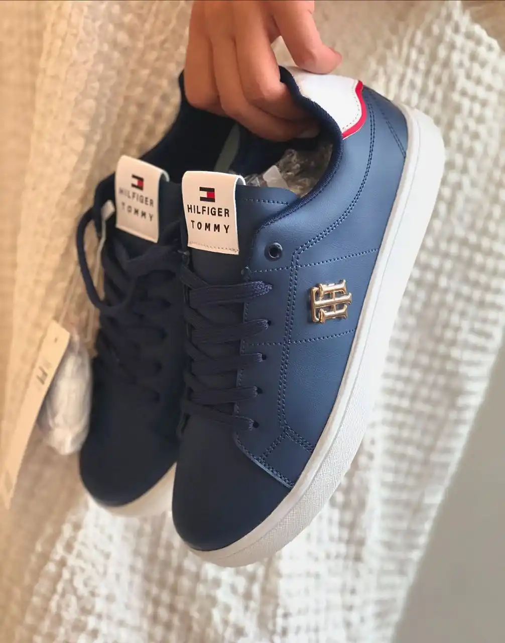 ونس تامی - Image 15