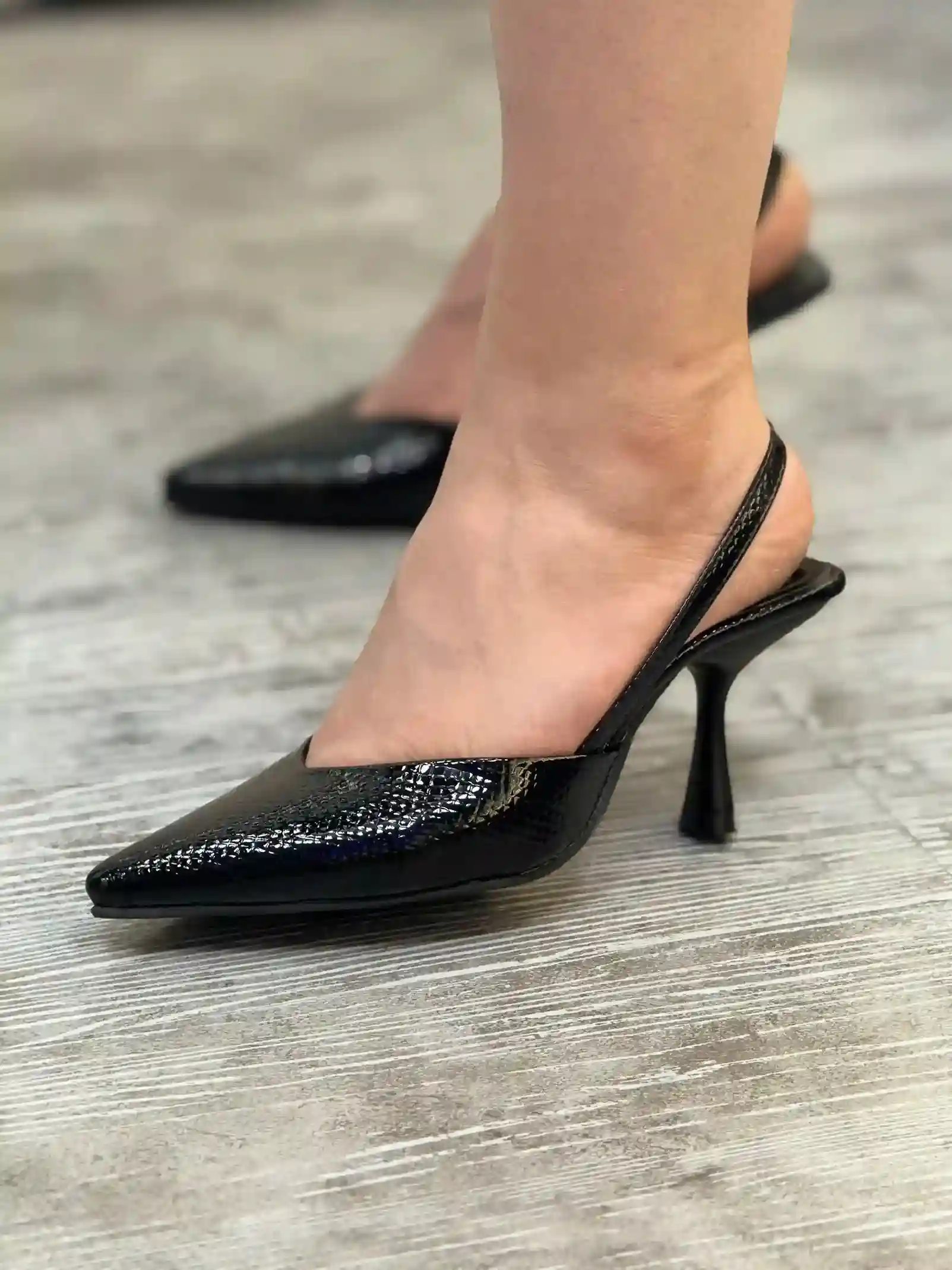 پاشنه زارا هفتی - Image 3