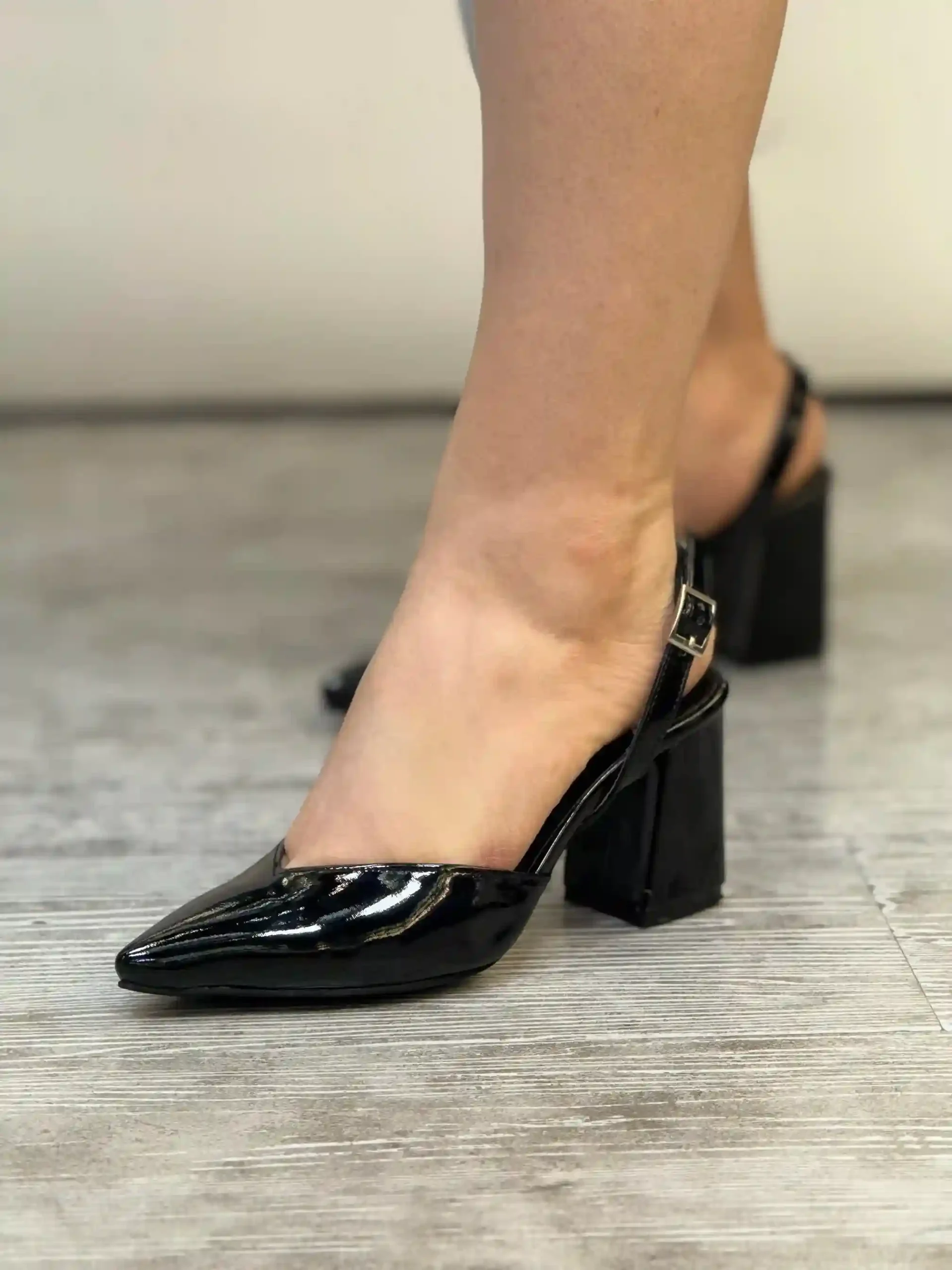 پاشنه مدل بارانا