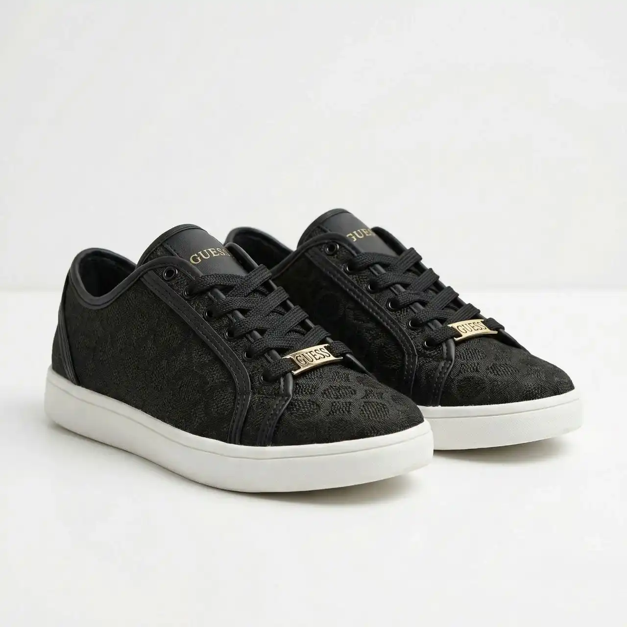 ونس Guess - Image 12