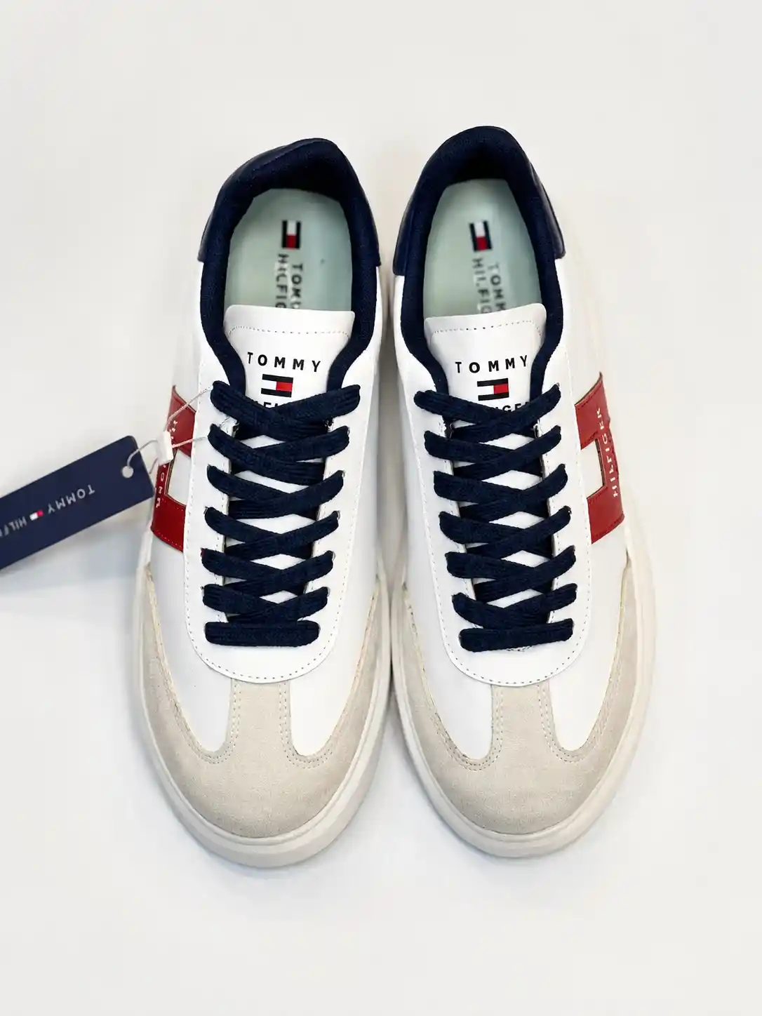 ونس Tommy Hilfiger - Image 32