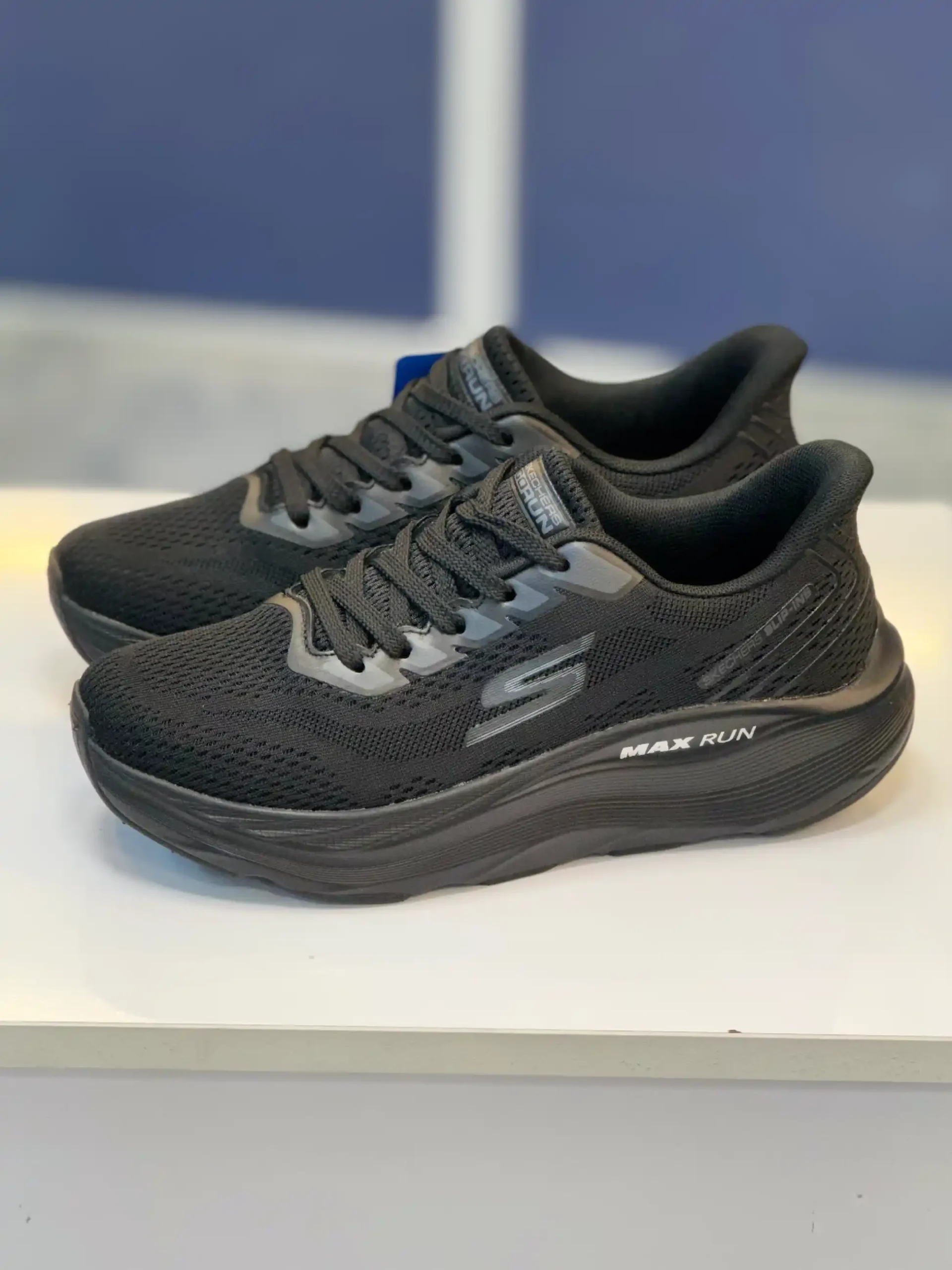 کتونی Skechers max run اسکیچرز