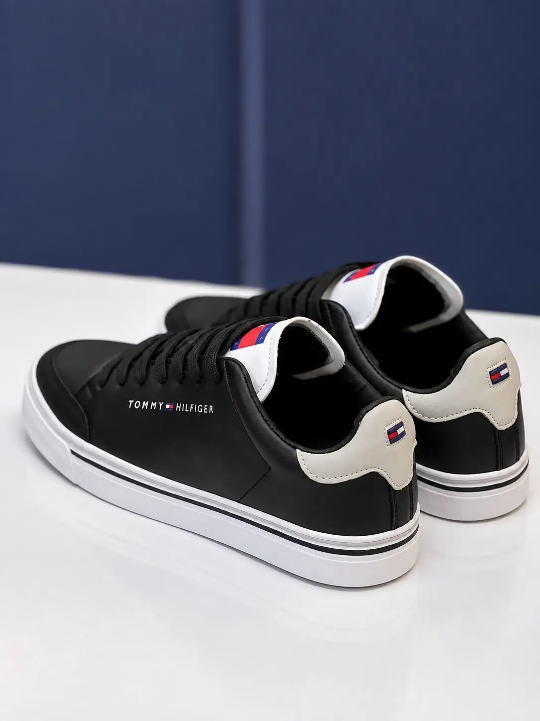 ونس تامی Tommy - Image 10